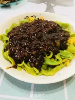 Make Two colored hands, fried noodles step 19