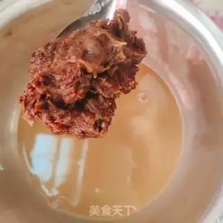 Make Milky dates, muddy ears step 2