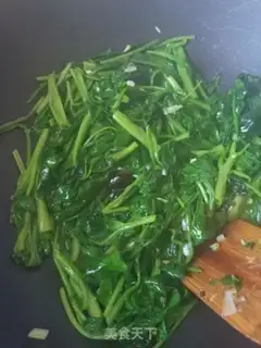 Make Garlic spinach step 6