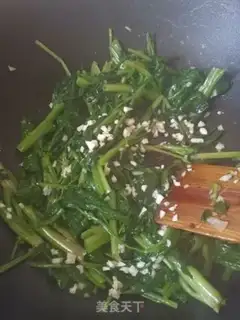 Make Garlic spinach step 7