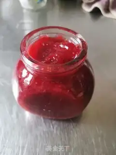 Make Homemade strawberry sauce step 6