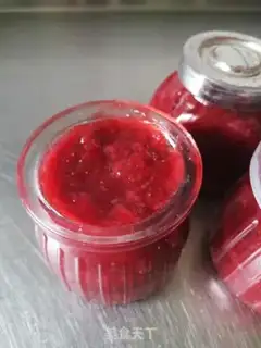 Make Homemade strawberry sauce step 9