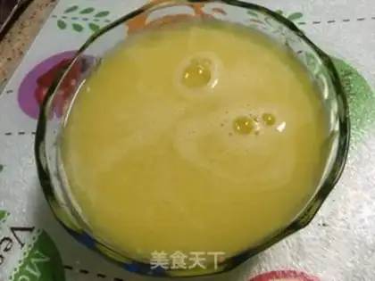 Make Pineapple lollipops step 1