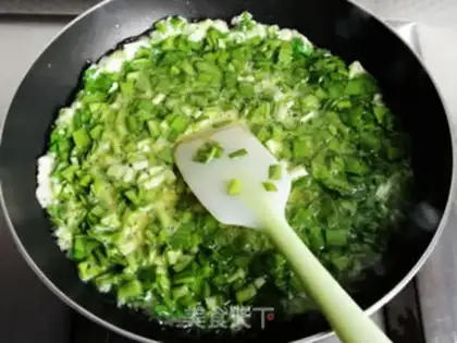 Make Scrambled eggs step 5