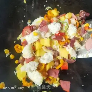 Make Pineapple rice step 7