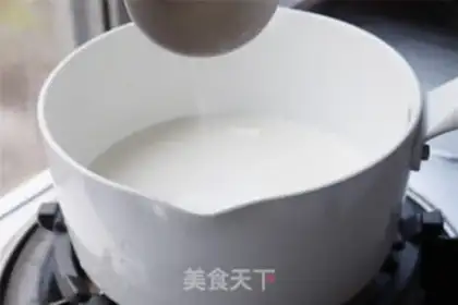 Make Make yogurt at home step 1