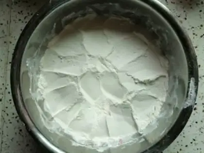 Make Homemade low-banded flour step 0
