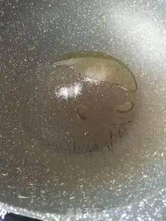 Make Red pepper fried meat step 4