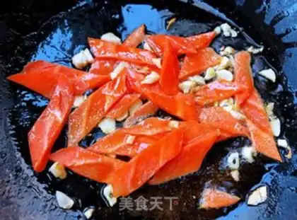 Make Cracked eggs and mushroom carrots step 6