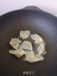 Make Hold the egg step 3