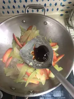 Make Three-colour beef chips step 4