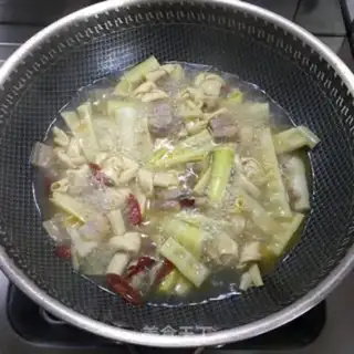 Make The salted meat springs and leaves step 5
