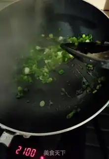 Make Tomato pasta step 1