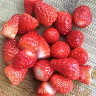 Make Strawberries step 3