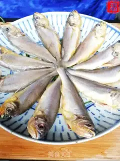 Make A pickled yellowfish step 3