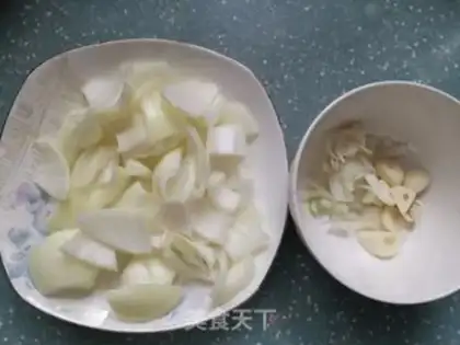 Make Onion beef step 1