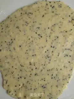 Make Black sesame cartoon cookies step 5