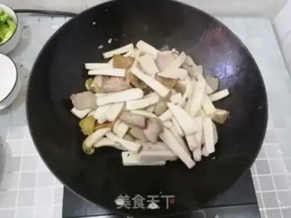 Make Fried apricot step 4