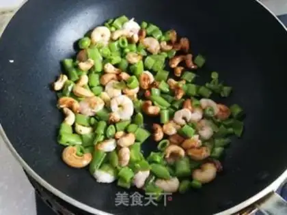 Make Shrimp cashew and sweet beans step 7