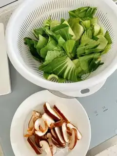 Make Mushroom oil step 0