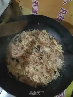 Make Tomatoes, fungus, omelet soup step 8