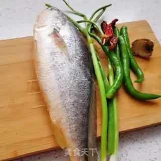 Make Red-burned yellow fish step 0