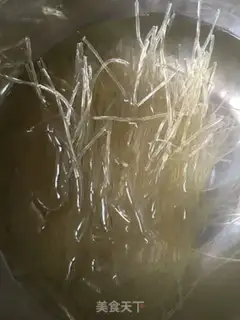 Make A bean sprouts fan step 2