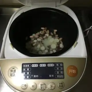 Make Porridge of the Spade Mountain step 2