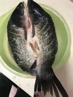 Make Homemade bean roasted fish step 1