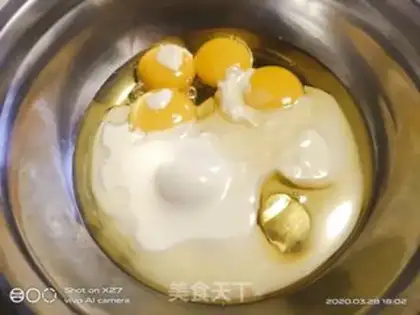 Make Coco strawberry naked cake step 0