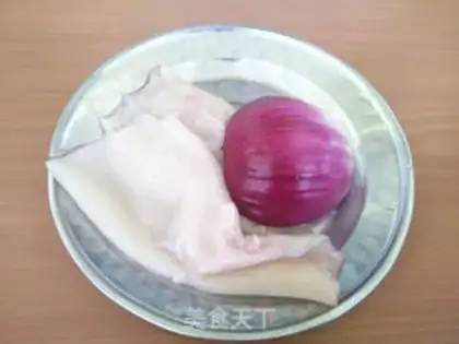Make Coco strawberry naked cake step 1
