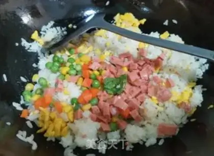 Make Egg fried rice step 5