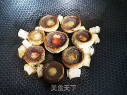 Make Fried mouth mushroom step 5