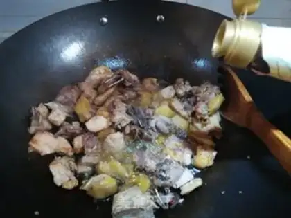 Make Chicken stew mushrooms step 4