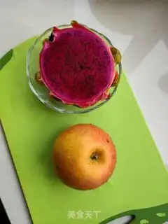 Make Pyramid apple yogurt step 0