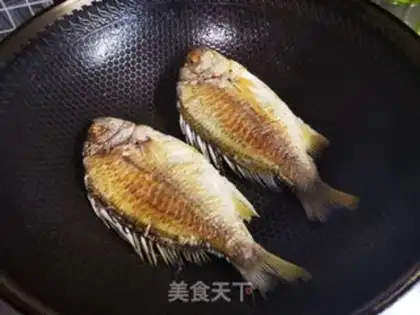 Make The fragrance of yellow wings step 2