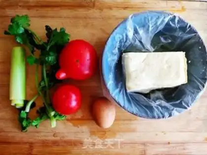 Make Tomato tofu soup step 0