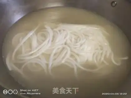 Make Sea gravy rice powder step 1