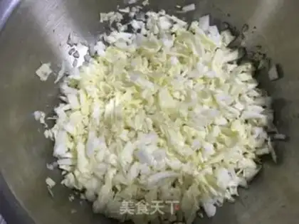 Make Pork cabbage step 1