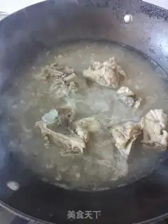 Make Sea belt bone soup step 2