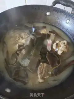 Make Sea belt bone soup step 4