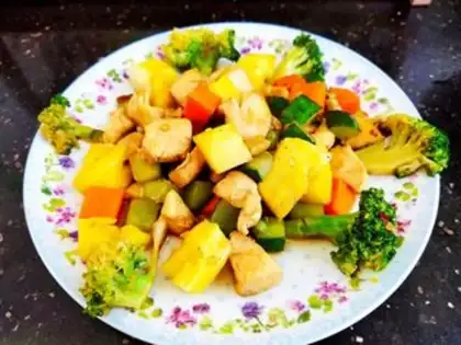 Make Pineapple chicken chest step 18