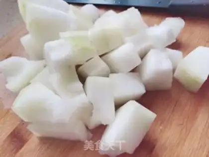 Make The Emerald Pondfishball step 1