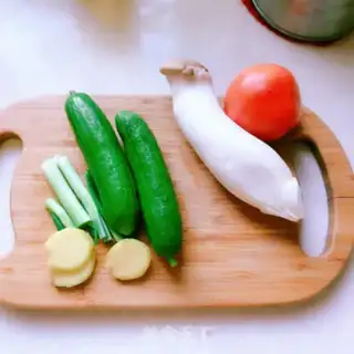 Make Creamfish mushroom cucumber soup step 5