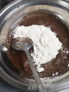 Make Blueberry chocolate cake step 2