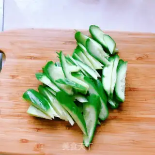 Make Creamfish mushroom cucumber soup step 9