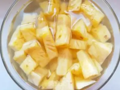 Make Pineapple swirl step 0