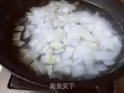 Make Pork shrimp soup step 3
