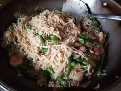 Make Fried noodles step 10