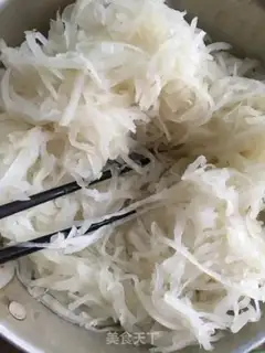 Make Carrot fragrance. Pumpkin buns and frying dumplings step 0